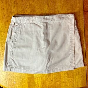 Cabela’s women’s scort size 6